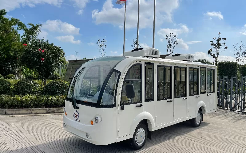 Changzhou Tonghe Purchases Igloo Sightseeing Vehicles To Improve Service Quality